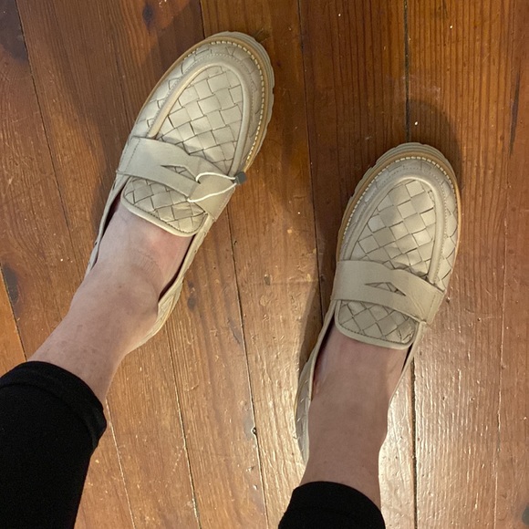 Pas De Rouge Marta Nude Woven Leather Loafers w Lug Sole - Picture 10 of 17